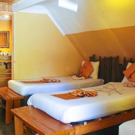 Elephant Trail Guesthouse And Backpackers Kasane Luaran gambar