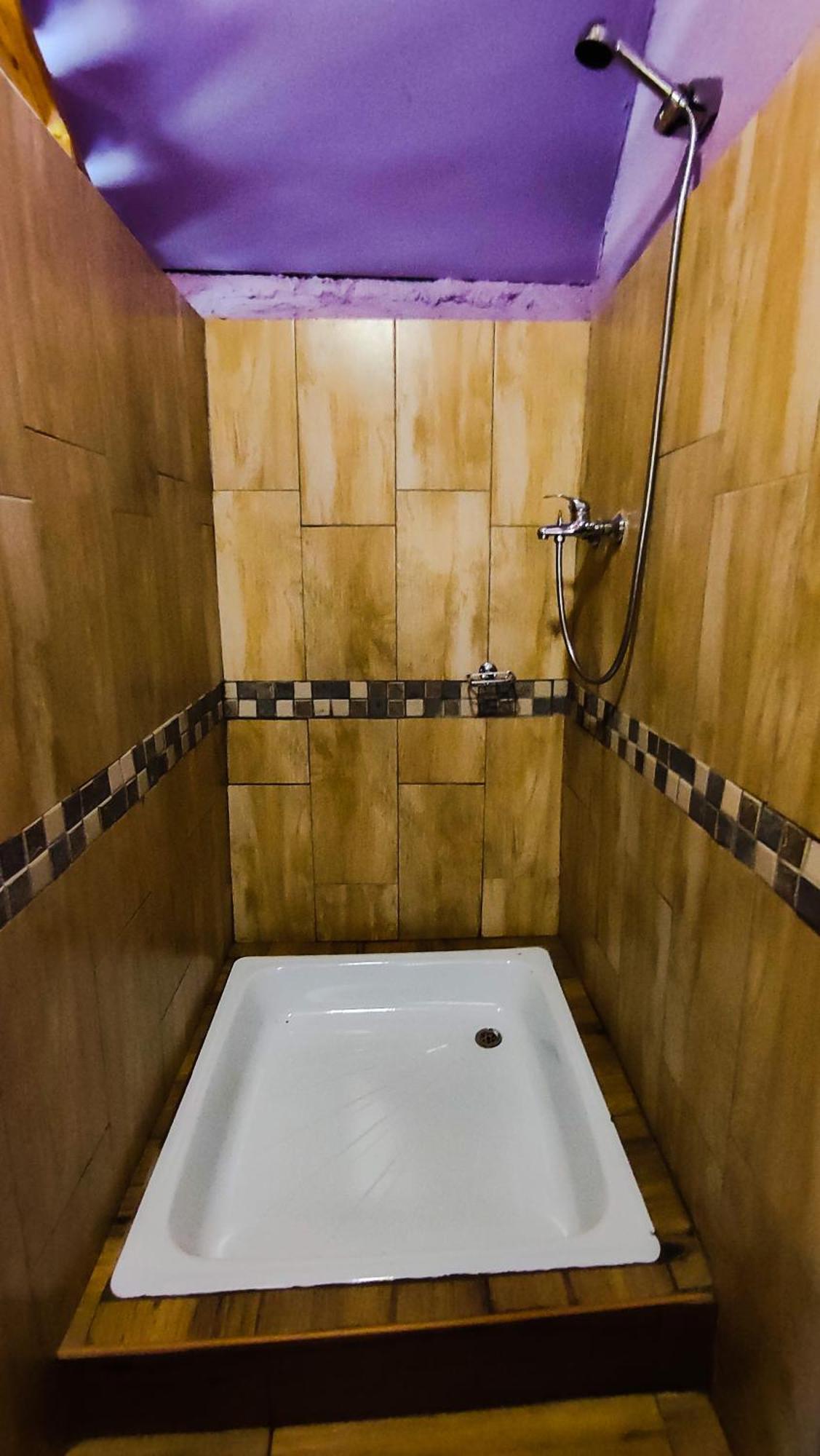 Elephant Trail Guesthouse And Backpackers Kasane Bilik gambar