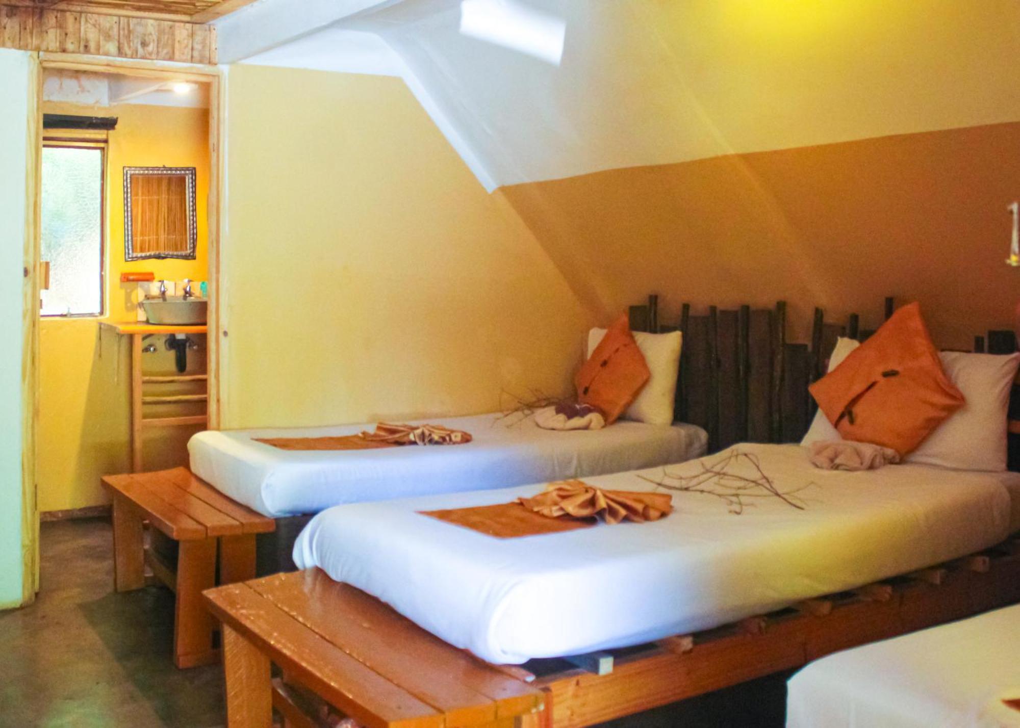 Elephant Trail Guesthouse And Backpackers Kasane Luaran gambar